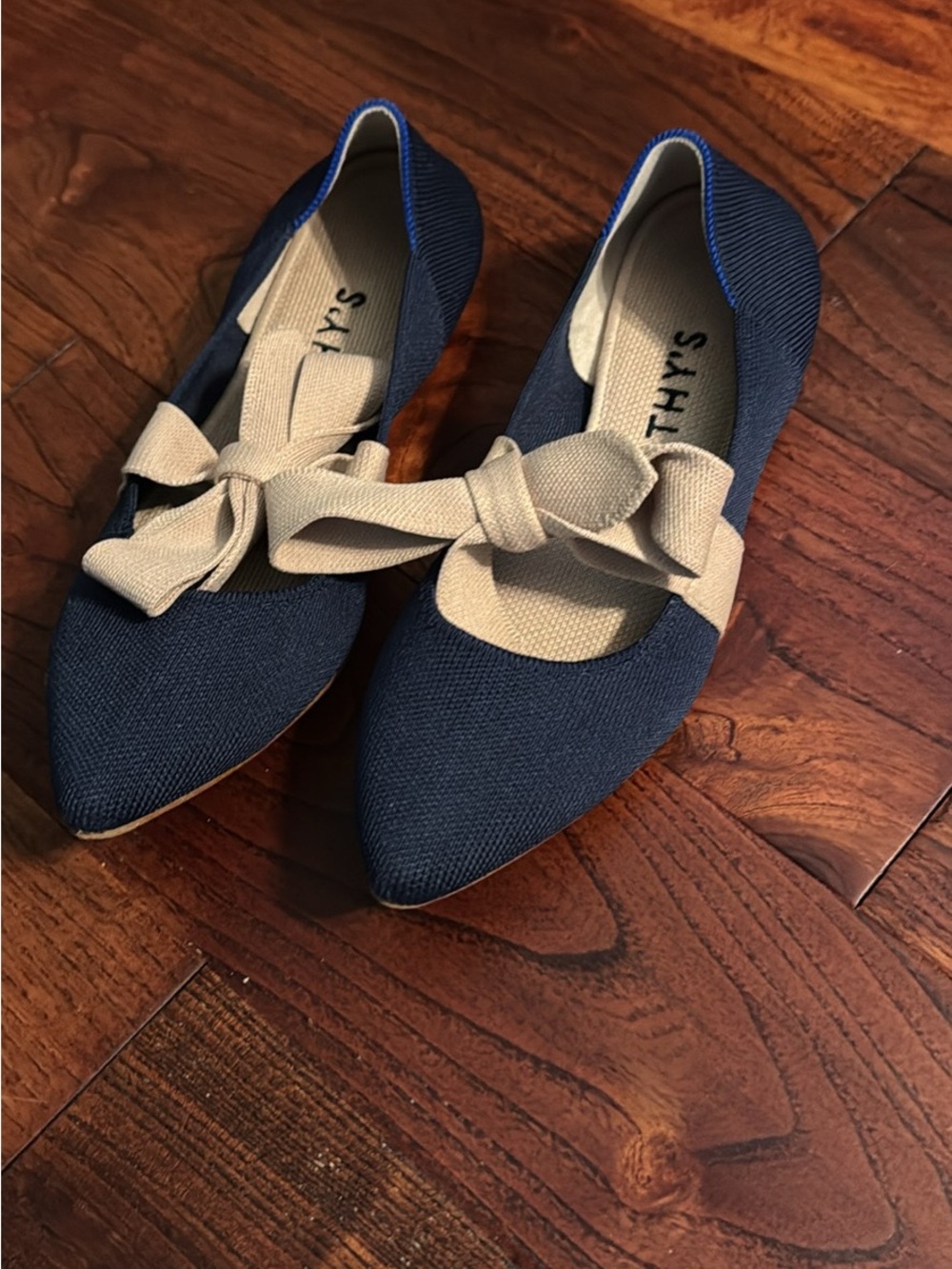 Rothy’s Mary Jane Bow Flats Navy and Pink 7.5 Retired Shoe Whimsy Soft Feminine - Picture 4 of 5